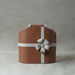 Bow Design - Magazine Holder