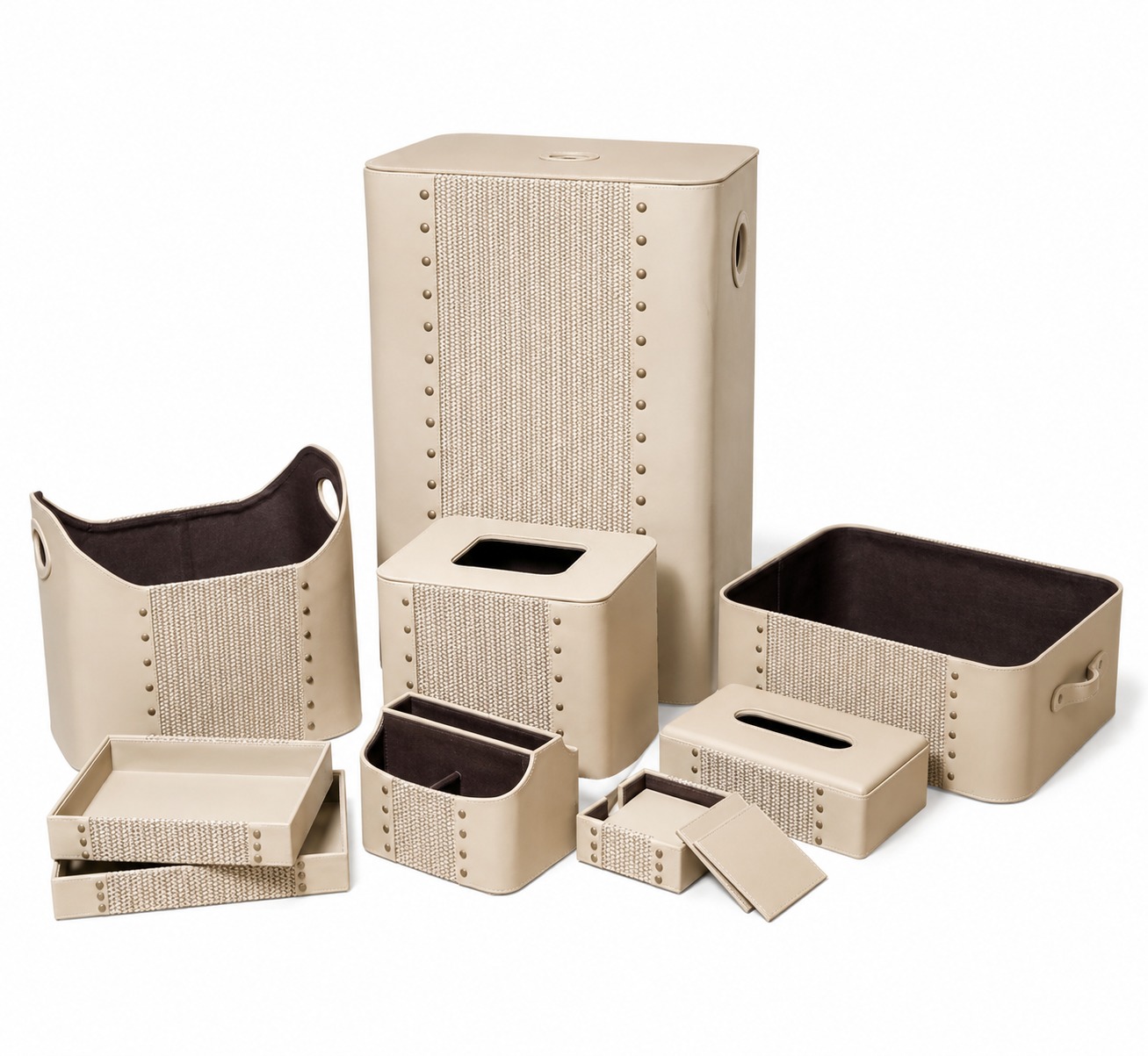Stud Design Laundry Set