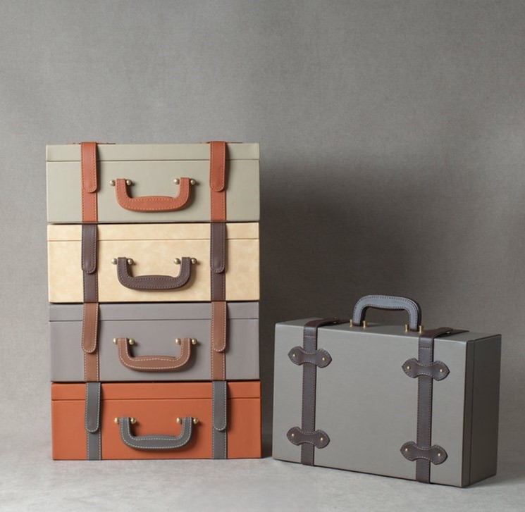Modern Leather Vintage Trunk Set